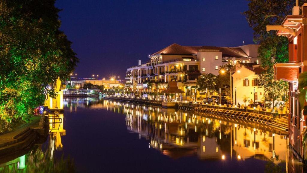 My Jonker Homes Malacca Exterior photo